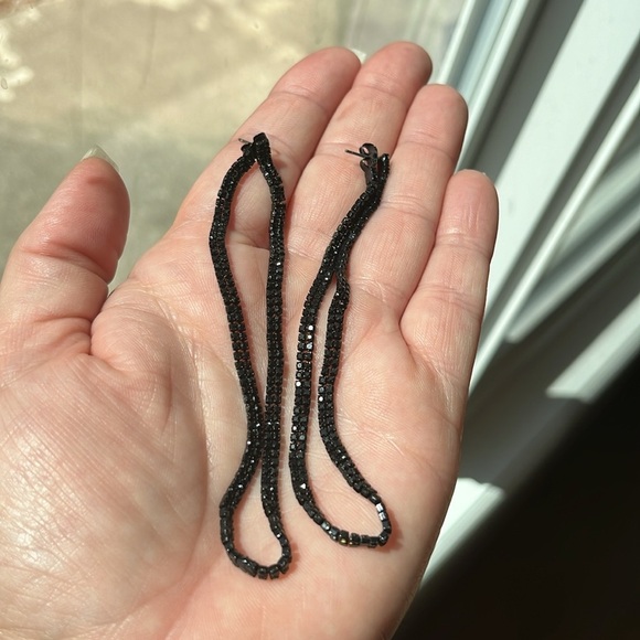 Long black chain earrings looping front-to-back 4" - Picture 5 of 5